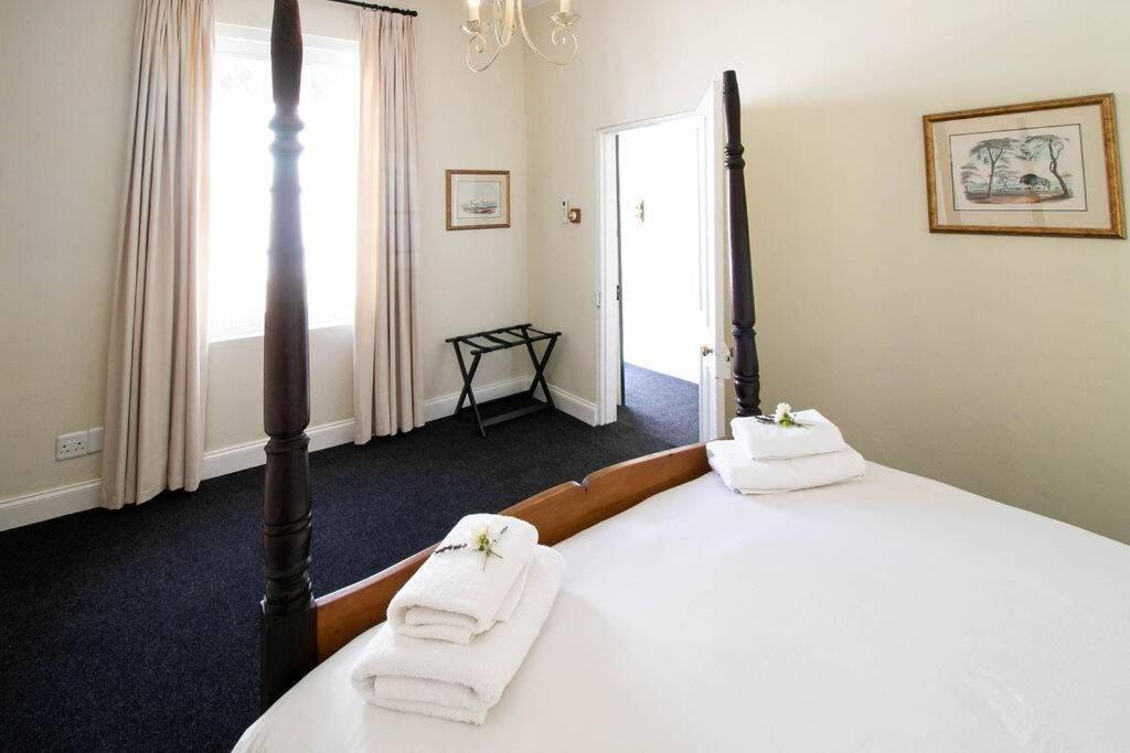 De Kothuize 7 Apartman Graaff-Reinet Kültér fotó