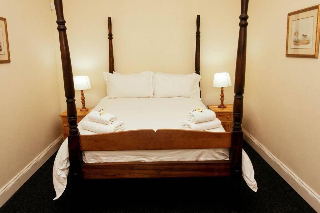 De Kothuize 7 Apartman Graaff-Reinet Kültér fotó